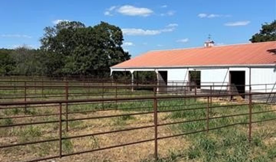 3779 W 360 Rd, Adair, OK 74330 - 3 Beds, 2 Bath