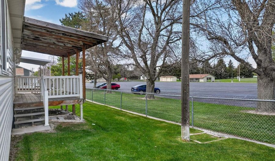630 Emma, Chubbuck, ID 83202 - 2 Beds, 2 Bath