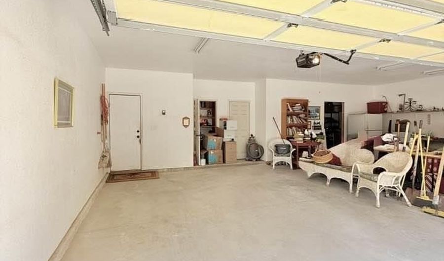 1531 La Vina Ct, Carlsbad, NM 88220 - 3 Beds, 2 Bath