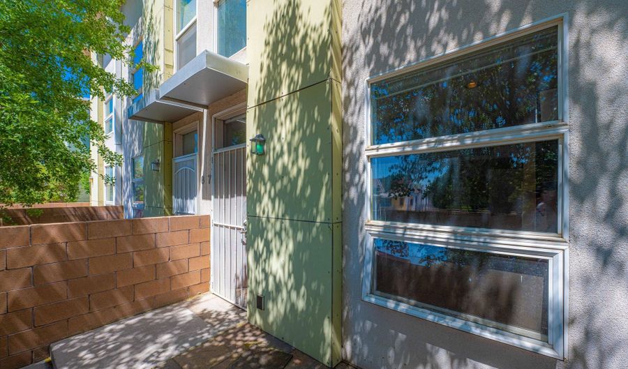 702 Broadway Blvd SE Apt 7, Albuquerque, NM 87102 - 2 Beds, 2 Bath