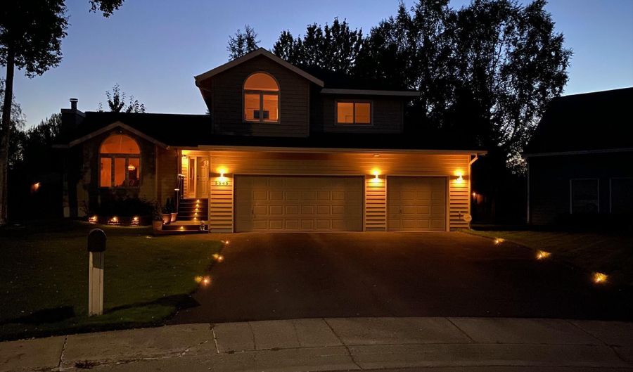 3345 Lake Park Cir, Anchorage, AK 99517 - 3 Beds, 3 Bath