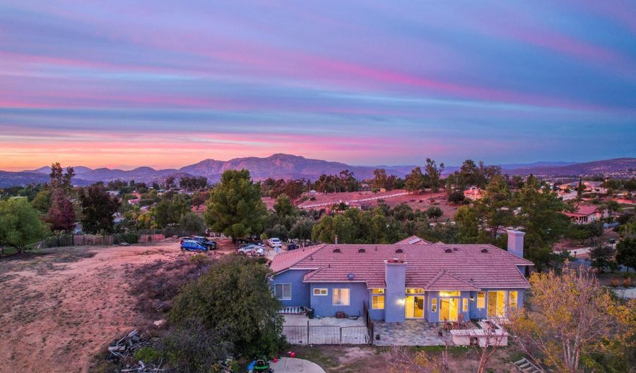 1019 Bremen Way, Alpine, CA 91901 - 4 Beds, 3 Bath