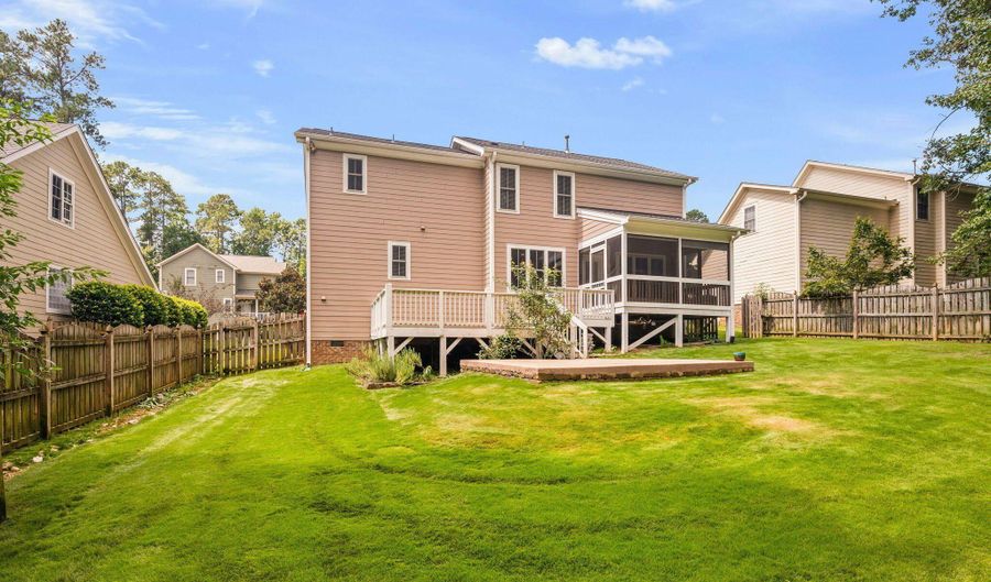 1212 Applethorn Dr, Apex, NC 27502 - 4 Beds, 3 Bath