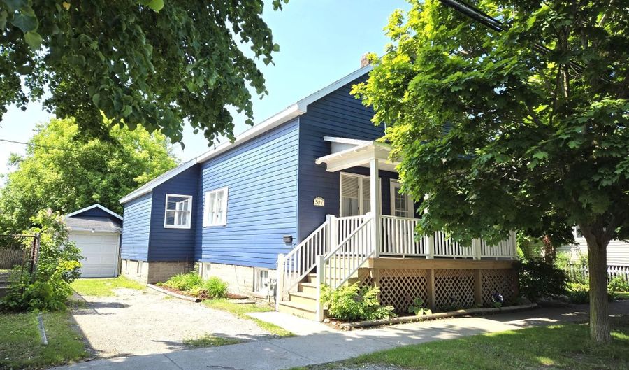 507 Cedar St, Alpena, MI 49707 - 3 Beds, 2 Bath