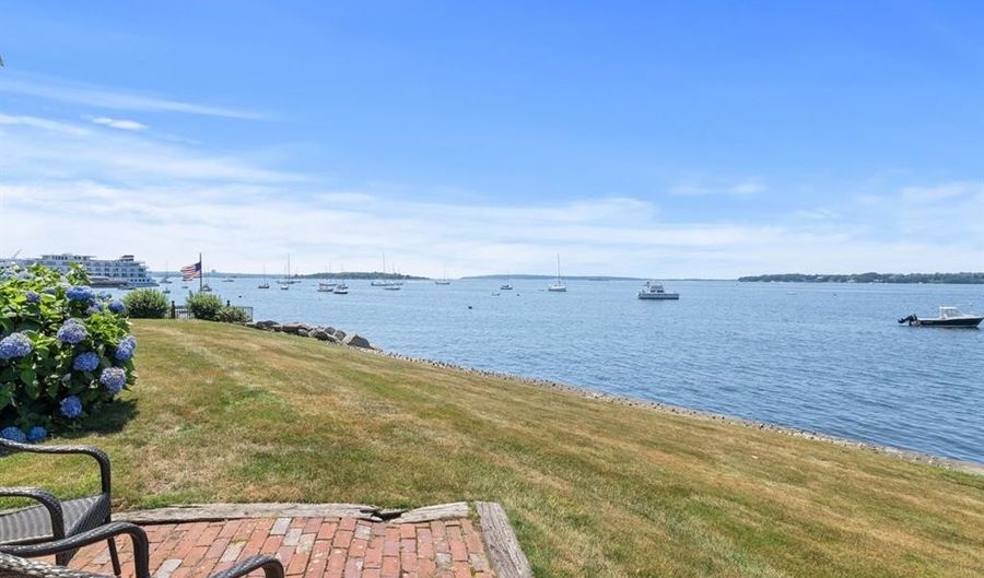217 Hope St 1, Bristol, RI 02809 - 2 Beds, 2 Bath