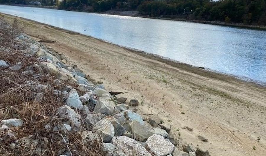 1929 HARDIN BOTTOM RIVER Rd Lot 97 98, Bath Springs, TN 38311 - 0 Beds, 0 Bath