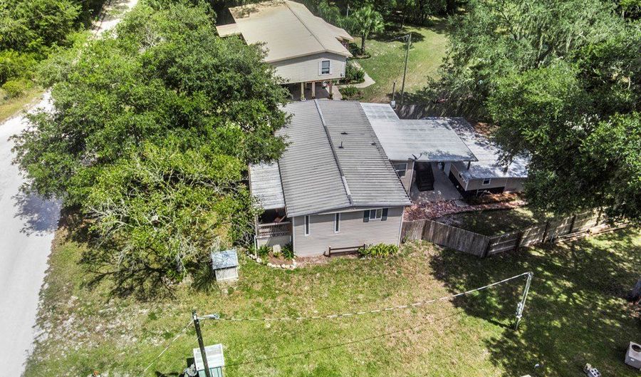 7649 22nd St, Bell, FL 32619 - 2 Beds, 2 Bath