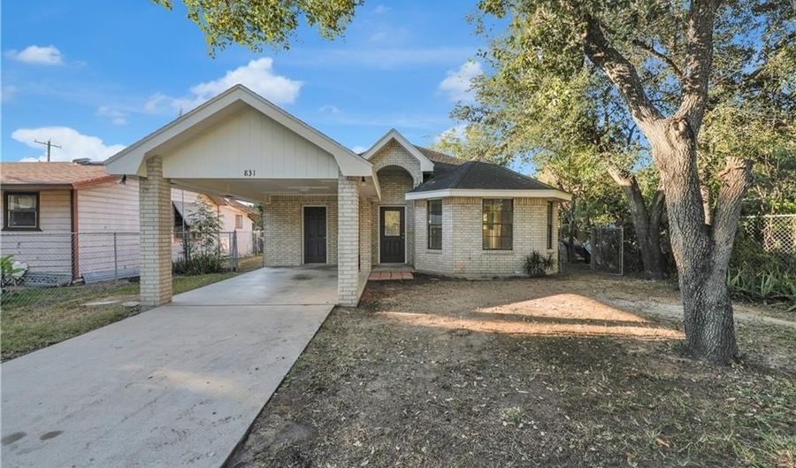 831 W Hackberry Ave, Alamo, TX 78516 - 3 Beds, 1 Bath