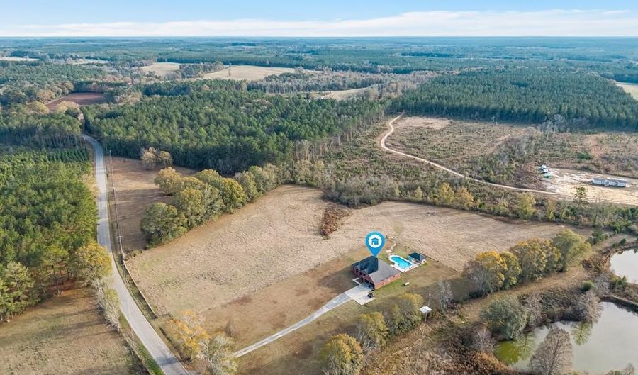641 Chicora River Rd, Buckatunna, MS 39322 - 4 Beds, 3 Bath