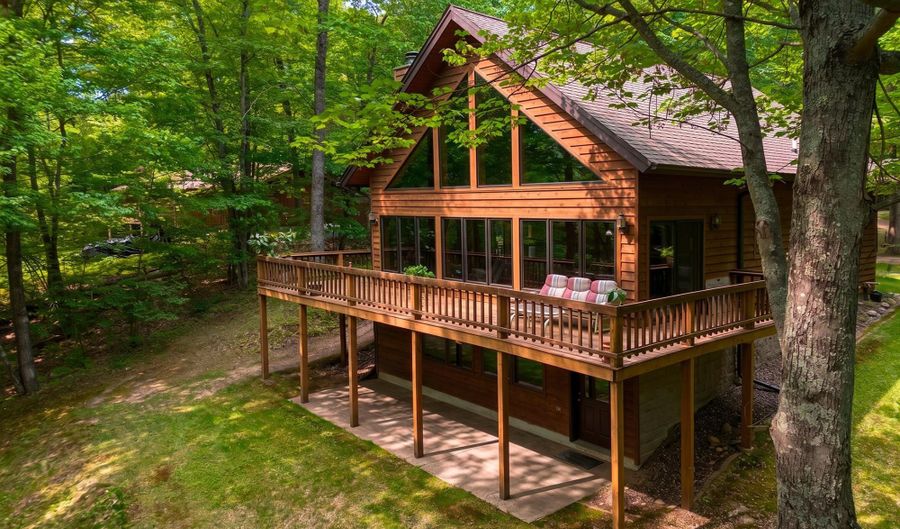 1850 BUCK Ct, Arbor Vitae, WI 54568 - 4 Beds, 2 Bath