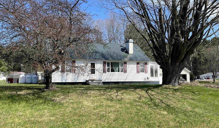 119 Town Farm Rd, Brandon, VT 05733 - 4 Beds, 1 Bath