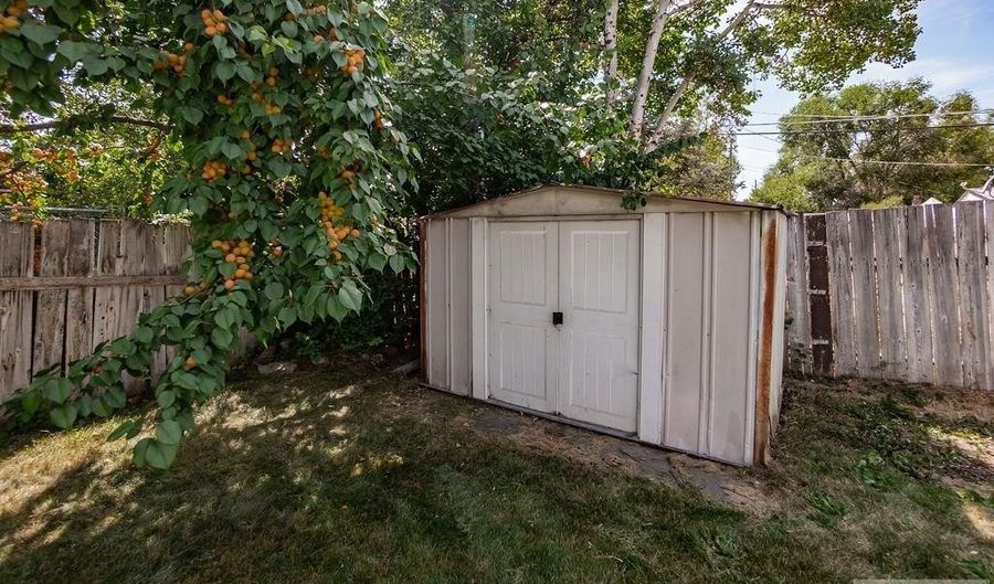 1116 Lovejoy St, Idaho Falls, ID 83401 - 3 Beds, 1 Bath