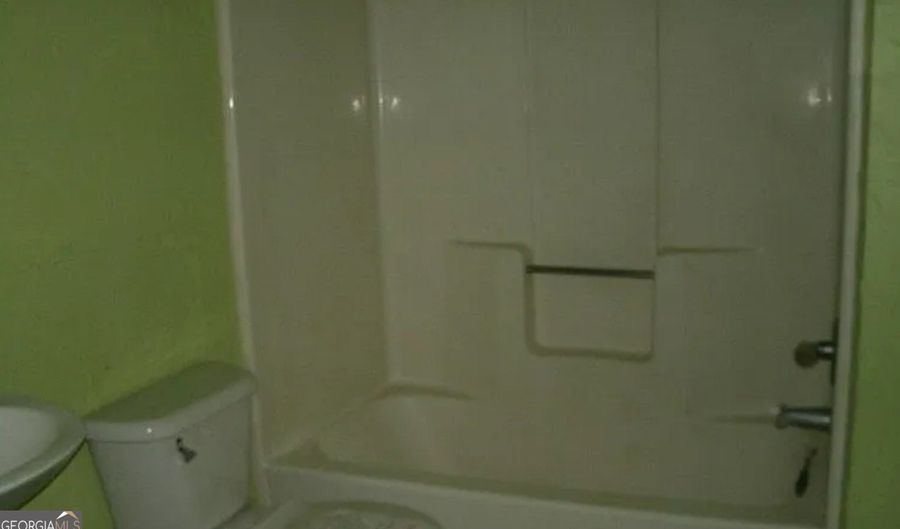 502 W Highland Ave, Albany, GA 31701 - 3 Beds, 2 Bath