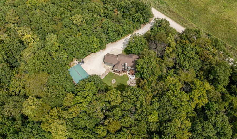 30421 Pueblo Ct, Adel, IA 50003 - 4 Beds, 3 Bath