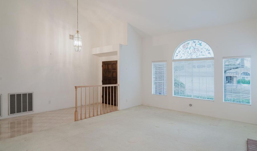 5033 Nighthawk Way, Oceanside, CA 92056 - 4 Beds, 3 Bath