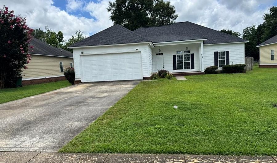 1617 Devon Dr, Albany, GA 31721 - 4 Beds, 2 Bath