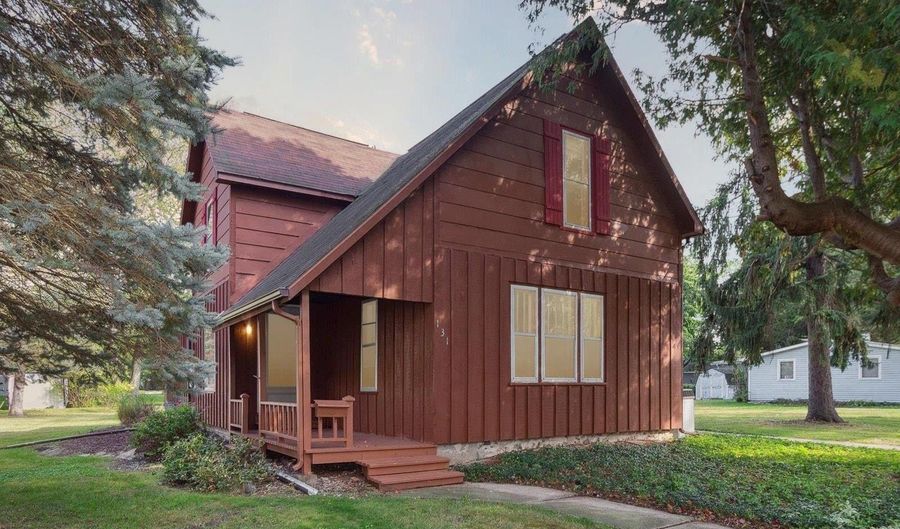 131 Moyer Ave, Alma, MI 48801 - 3 Beds, 1 Bath