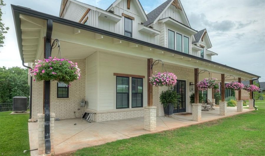 14140 Walnut Rdg, Arcadia, OK 73007 - 4 Beds, 4 Bath