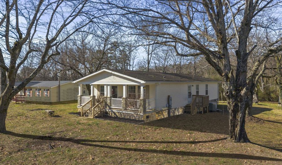 1428 Hammerhill Rd, Athens, TN 37303 - 3 Beds, 2 Bath