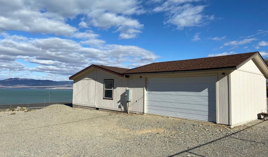 797 Frontage Rd, Carson City, NV 89415 - 3 Beds, 2 Bath