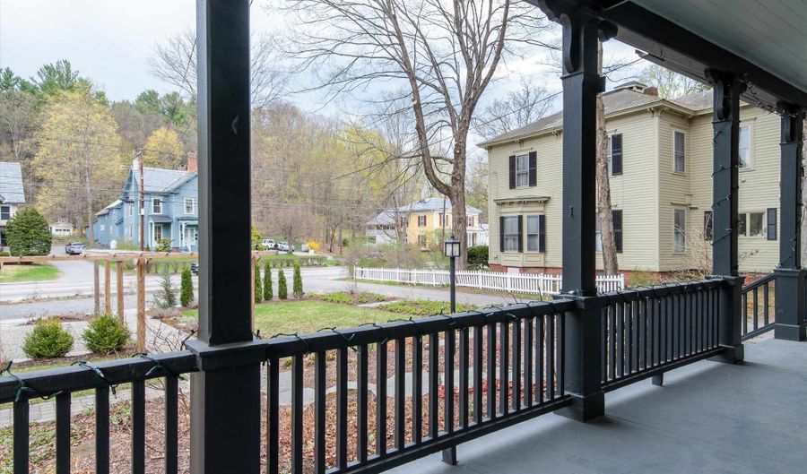 192 Western Ave, Brattleboro, VT 05301 - 3 Beds, 2 Bath