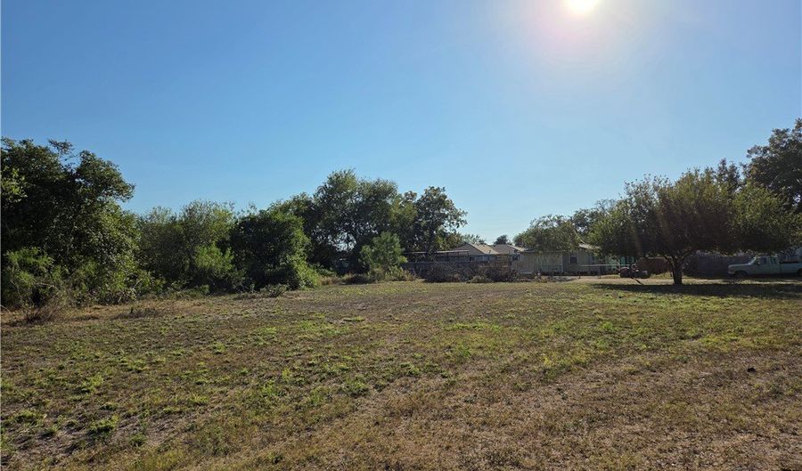 OLMITO & CARLA lot 6 7, Alice, TX 78332 - 0 Beds, 0 Bath
