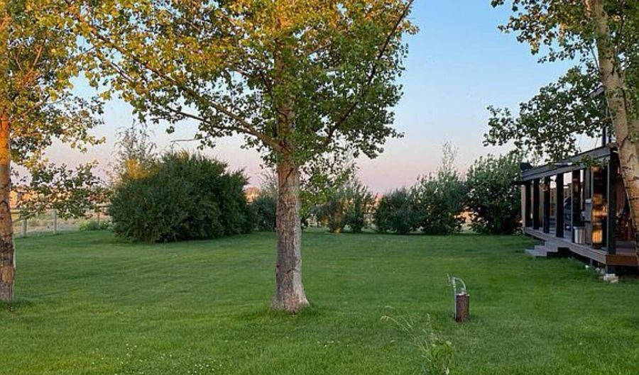 138 FIRST NORTH Rd, Big Piney, WY 83113 - 3 Beds, 3 Bath