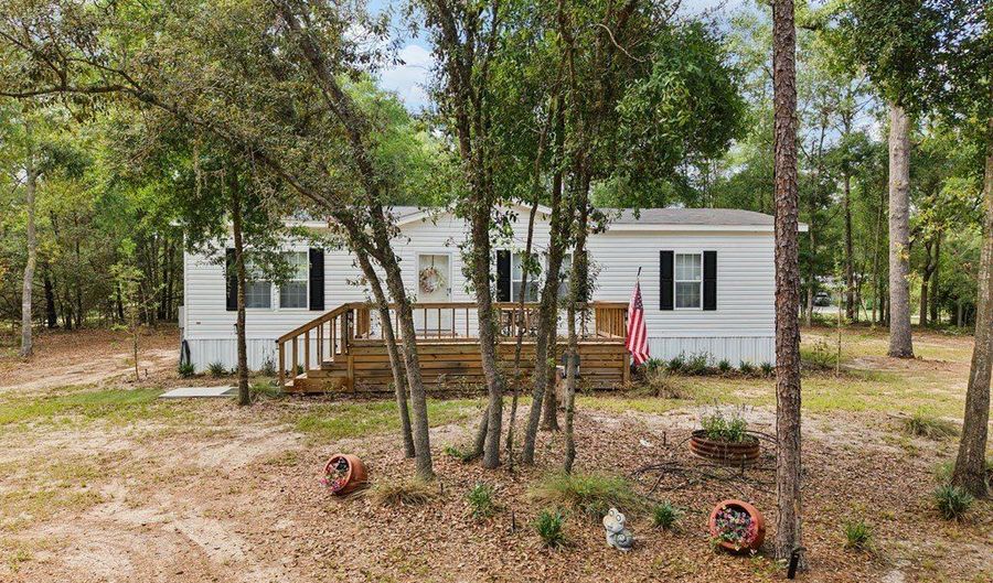 2298 NW 10th St, Bell, FL 32619 - 3 Beds, 2 Bath