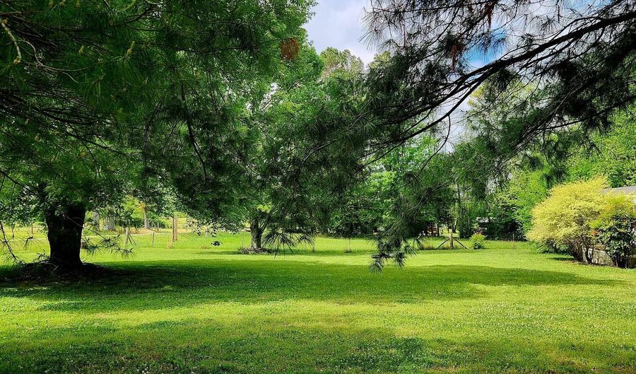 3378 Highway 39 W, Athens, TN 37303 - 2 Beds, 2 Bath