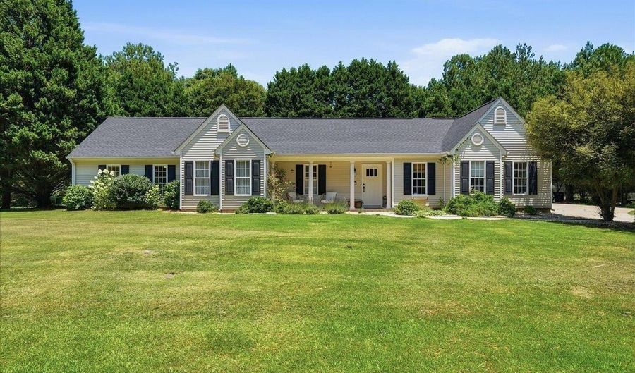 201 Haynie Dr, Belton, SC 29627 - 4 Beds, 3 Bath