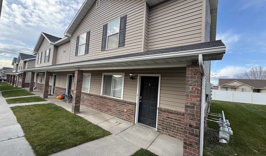 530 D Pheasant Ridge Dr, Chubbuck, ID 83202 - 2 Beds, 2 Bath