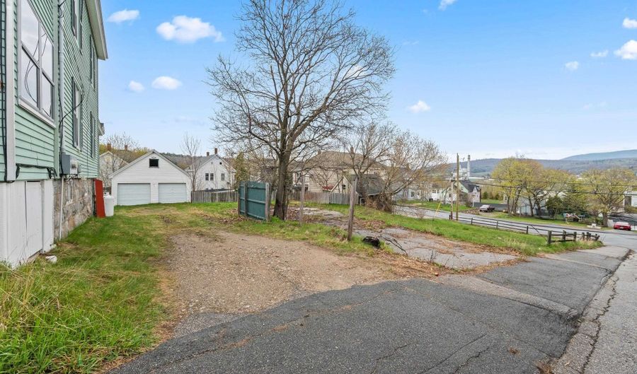 116 Sessions St, Berlin, NH 03570 - 5 Beds, 2 Bath