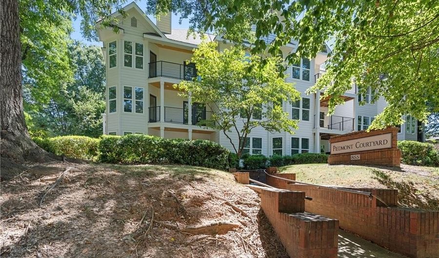 855 Piedmont Avenue NE 1A, Atlanta, GA 30308 - 1 Beds, 1 Bath