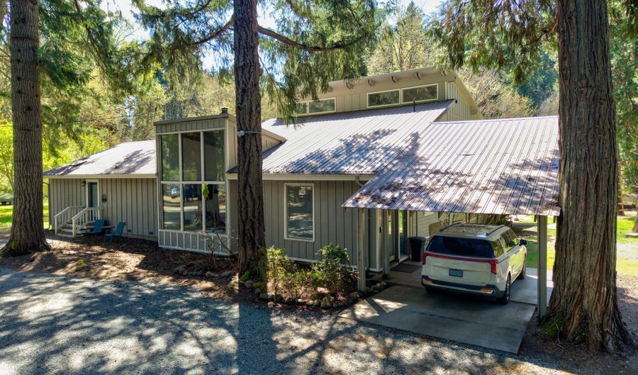 1293 Starveout Creek Rd, Azalea, OR 97410 - 3 Beds, 3 Bath