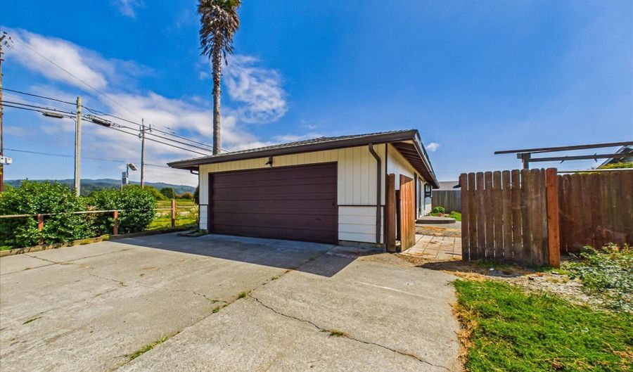 3226 Janes Rd, Arcata, CA 95521 - 3 Beds, 1 Bath