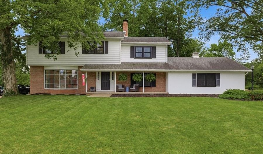 807 Hillcrest Dr, Ashland, OH 44805 - 4 Beds, 2 Bath