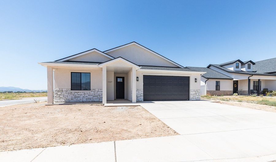 1170 N YUCCA 3325 W, Cedar City, UT 84721 - 3 Beds, 2 Bath