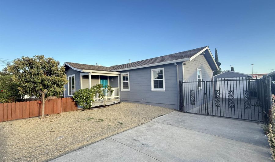 10 Belshaw St, Antioch, CA 94509 - 4 Beds, 3 Bath
