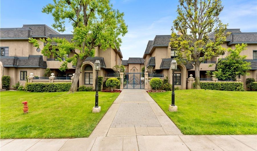 618 Fairview Ave 230, Arcadia, CA 91007 - 2 Beds, 2 Bath