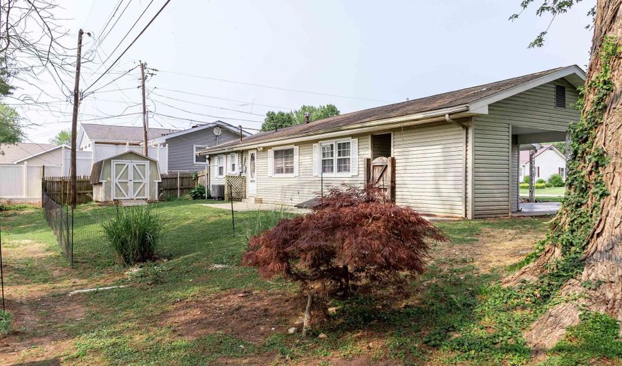 1807 Linwood Dr, Bedford, IN 47421 - 3 Beds, 2 Bath