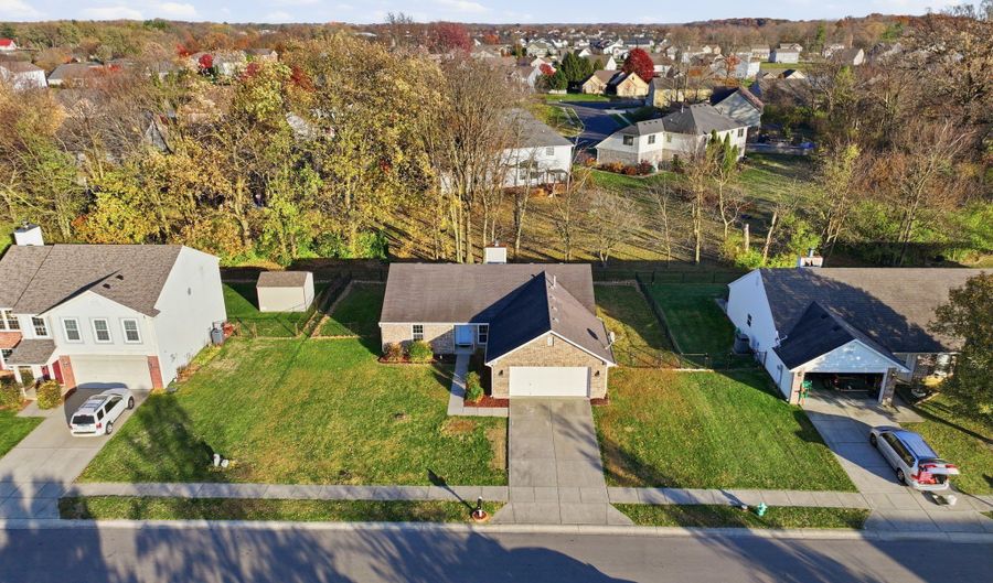 793 Port Dr, Avon, IN 46123 - 3 Beds, 2 Bath