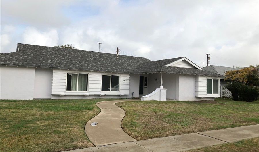 1435 W Westmont Dr, Anaheim, CA 92801 - 3 Beds, 3 Bath