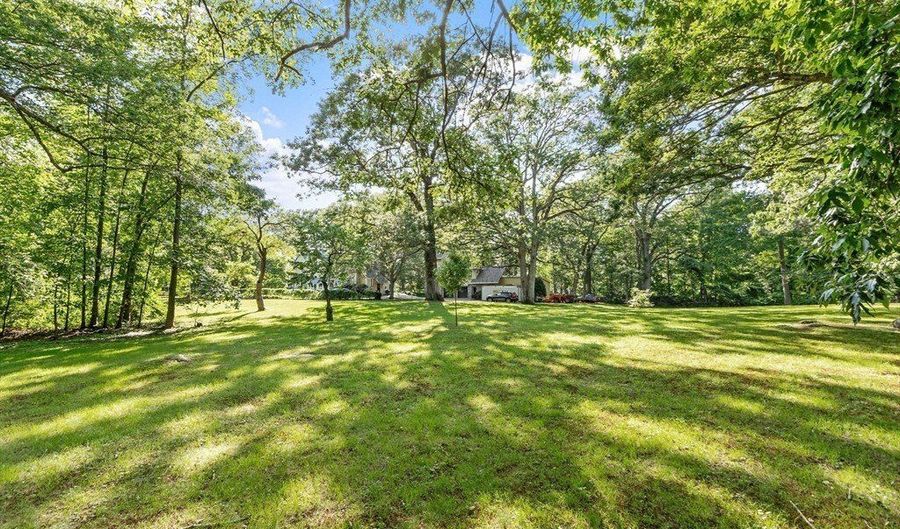 202 Paine St, Bellingham, MA 02019 - 4 Beds, 4 Bath