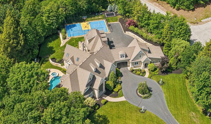 1 Willowbrook Ct, Bedford, NH 03110 - 4 Beds, 7 Bath
