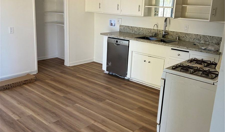 863 Morada, Altadena, CA 91001 - 2 Beds, 1 Bath