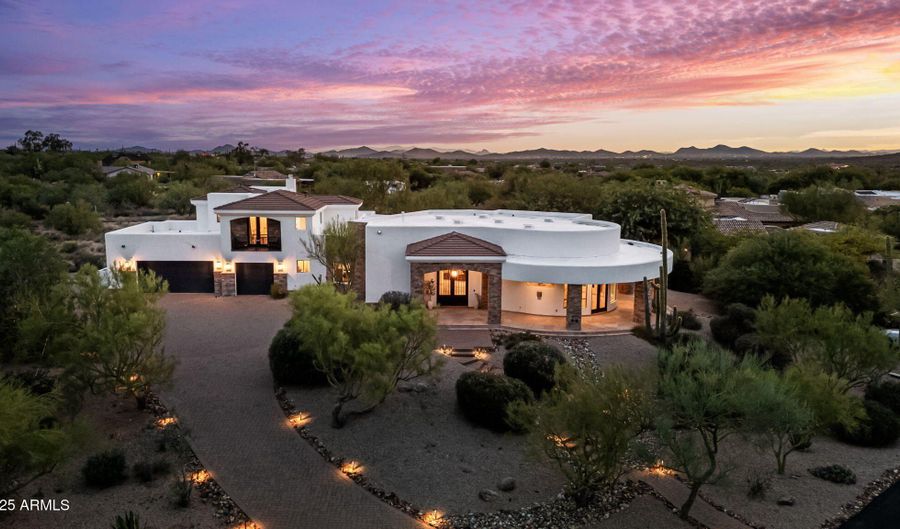 35530 N CANYON CROSSINGS Dr, Cave Creek, AZ 85331 - 4 Beds, 4 Bath