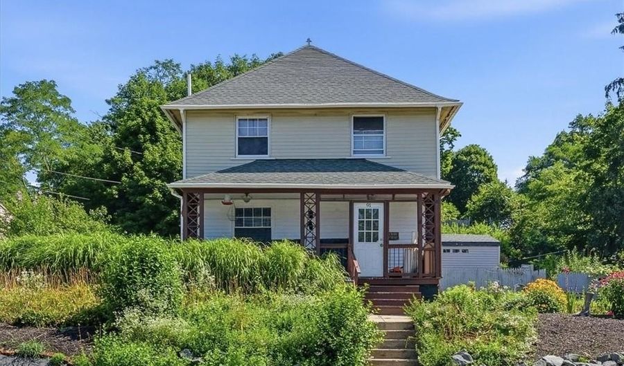 91 Roger Williams Ave, East Providence, RI 02916 - 3 Beds, 1 Bath