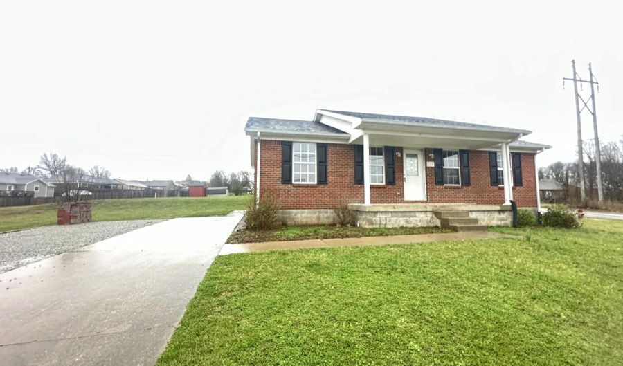 100 Wheeling Ave, Bardstown, KY 40004 - 3 Beds, 1 Bath