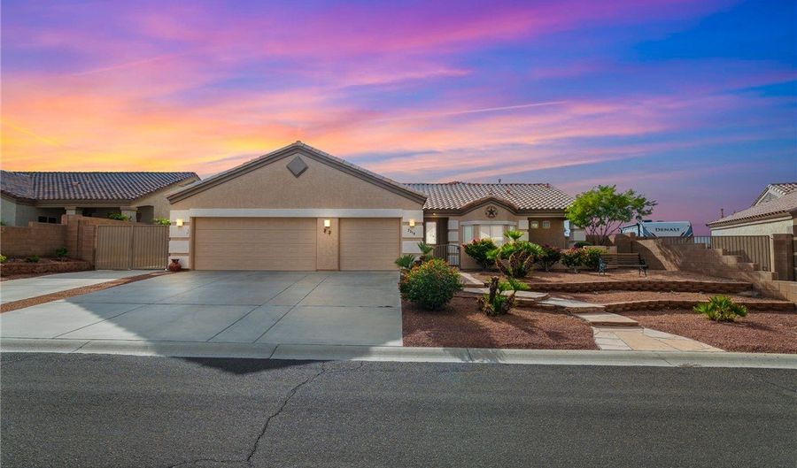 2318 Silverthorne Dr, Bullhead City, AZ 86442 - 2 Beds, 2 Bath