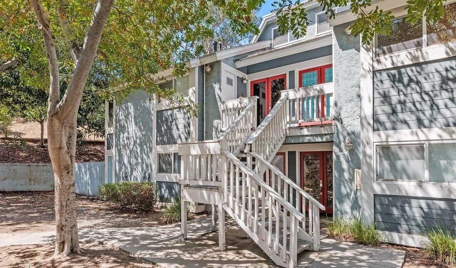 1564 Tanglewood Ln 15, Escondido, CA 92029 - 2 Beds, 2 Bath